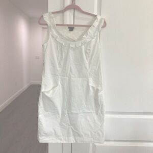 Ann Taylor white dress very cute and confortable to the knee.